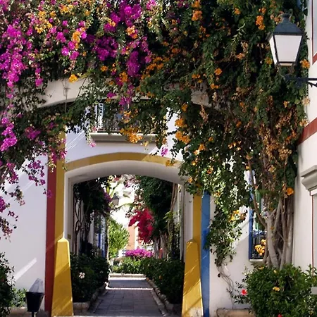 First Line Luxury Puerto De Mogan